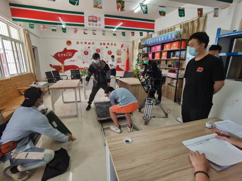 周至县广告片拍摄公司：极简主义践行者，少即是多的视觉哲学