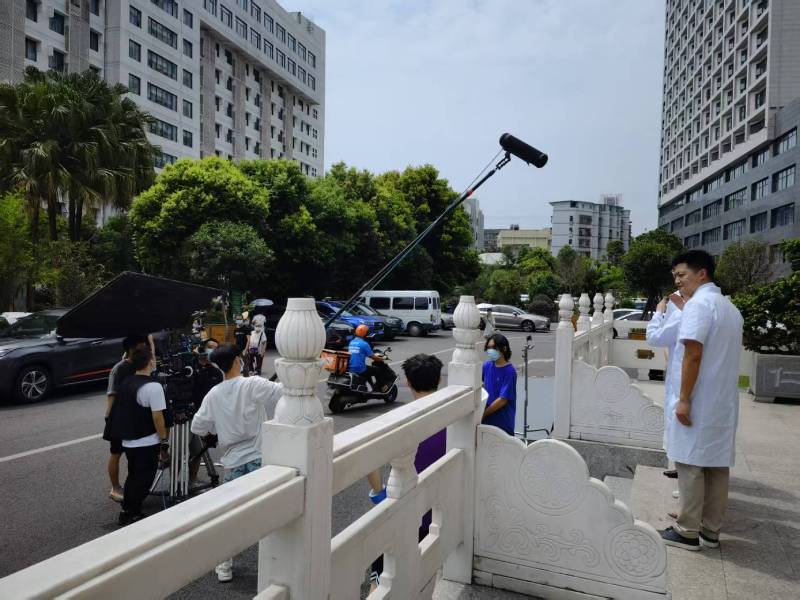 周至县广告片拍摄公司低成本实现高规格制作的诀窍